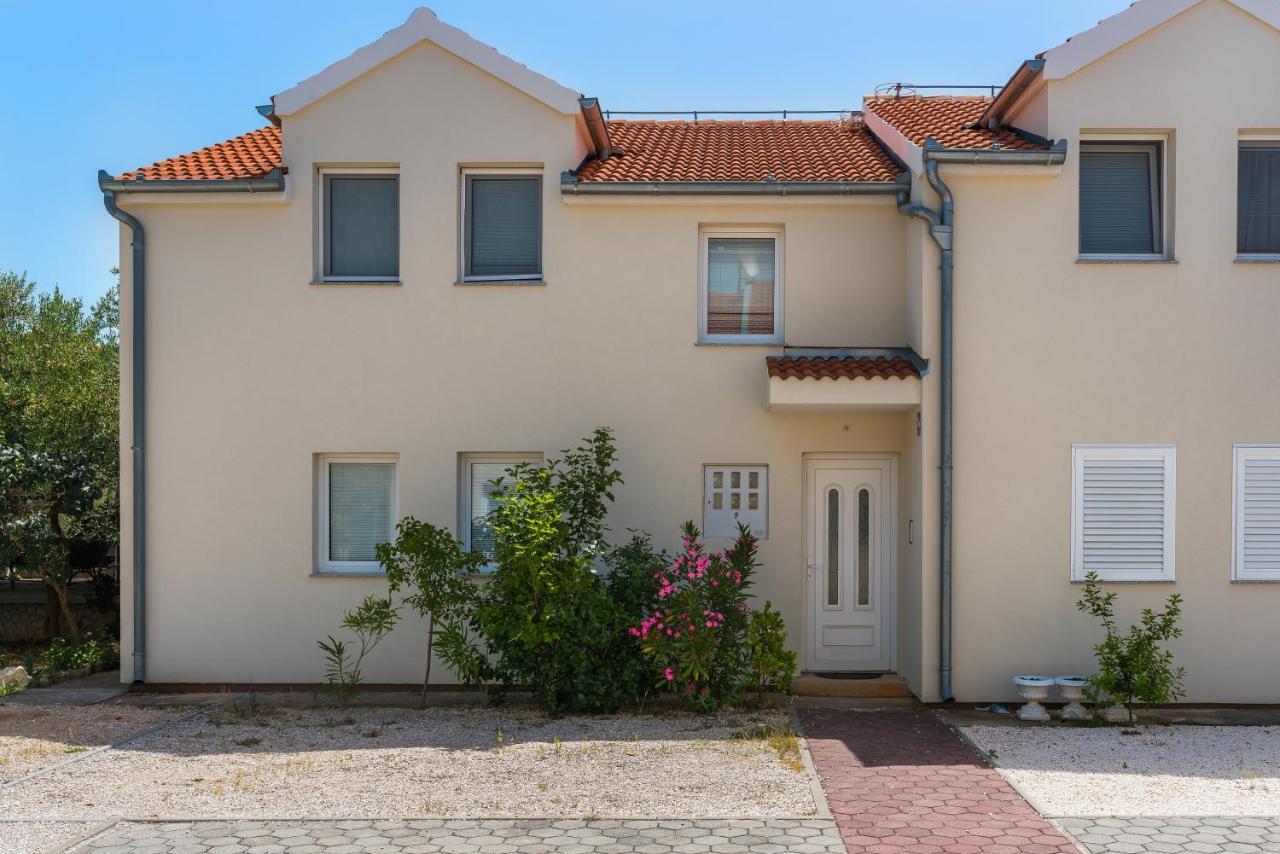 Apartman Karla Mara Ana Ivan & Jo Srima Exterior photo